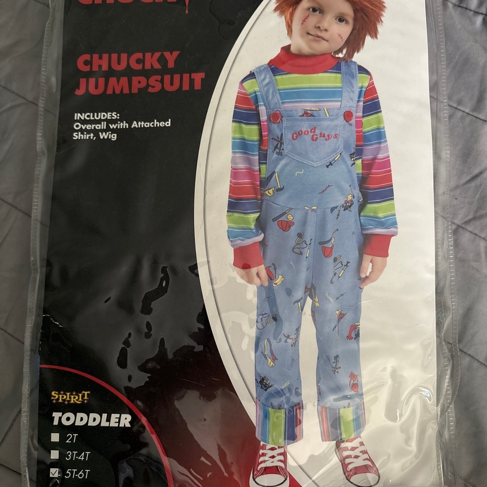 Chucky with wig Spirit Halloween 🎃 New !